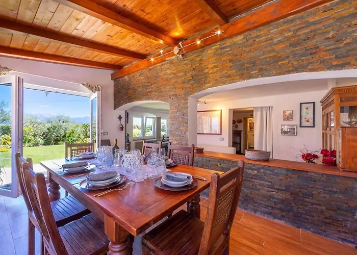 La Casa Fra Gli Ulivi Luxury With Pool Near Cinque Terre And Tuscany Gæstehus Montemarcello
