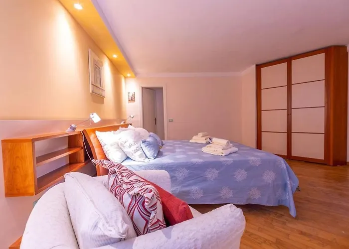 Gæstehus La Casa Fra Gli Ulivi Luxury With Pool Near Cinque Terre And Tuscany 4*