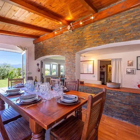 La Casa Fra Gli Ulivi Luxury With Pool Near Cinque Terre And Tuscany Gæstehus Montemarcello