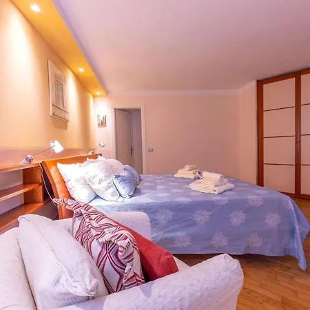 Gæstehus La Casa Fra Gli Ulivi Luxury With Pool Near Cinque Terre And Tuscany 4*