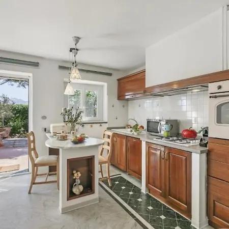 La Casa Fra Gli Ulivi Luxury With Pool Near Cinque Terre And Tuscany 4* Монте-Марчелло