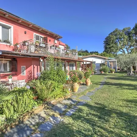La Casa Fra Gli Ulivi Luxury With Pool Near Cinque Terre And Tuscany Pensión 4*
