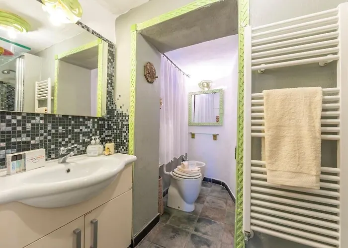 ゲストハウス La Casa Fra Gli Ulivi Luxury With Pool Near Cinque Terre And Tuscany