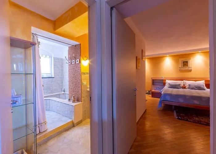 La Casa Fra Gli Ulivi Luxury With Pool Near Cinque Terre And Tuscany ゲストハウス