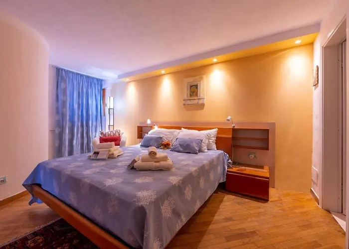 La Casa Fra Gli Ulivi Luxury With Pool Near Cinque Terre And Tuscany 4*