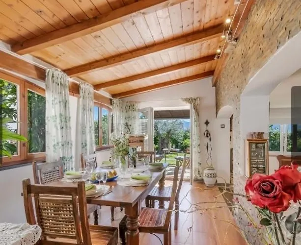 La Casa Fra Gli Ulivi Luxury With Pool Near Cinque Terre And Tuscany モンテマルチェッロ