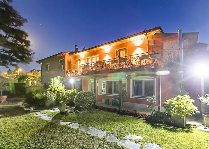 La Casa Fra Gli Ulivi Luxury With Pool Near Cinque Terre And Tuscany モンテマルチェッロ